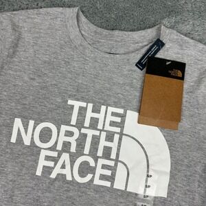 The North Face Graphic Tee Crew Neck Short Sleeve Everyday Top Women's Small